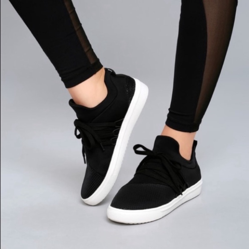 COPY - Steve Madden Lancer Sneaker Tennis Shoes B…